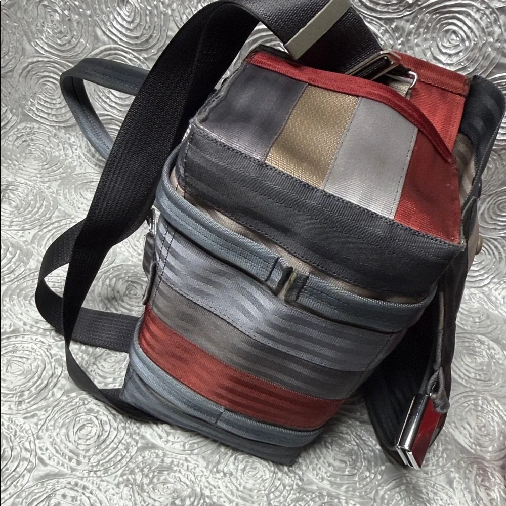 GM Model HO2-15 Seatbelt Bag (U.S.E.D.)